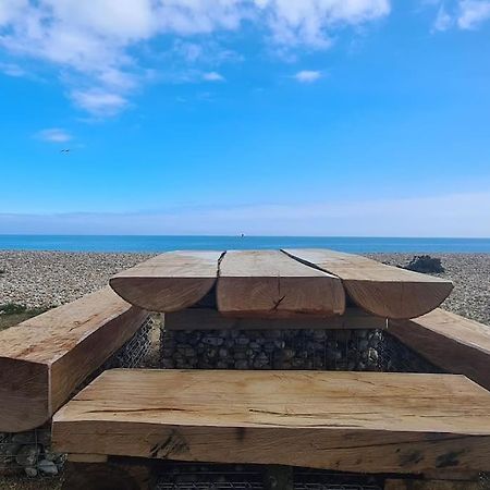 Wow I'M Living On The Beach. Luxury 4 Bed Sleeps 8 Pagham Exterior photo