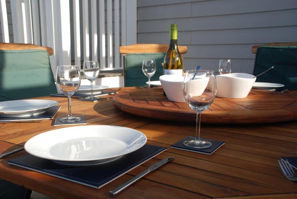 Wow I'M Living On The Beach. Luxury 4 Bed Sleeps 8 Pagham Exterior photo