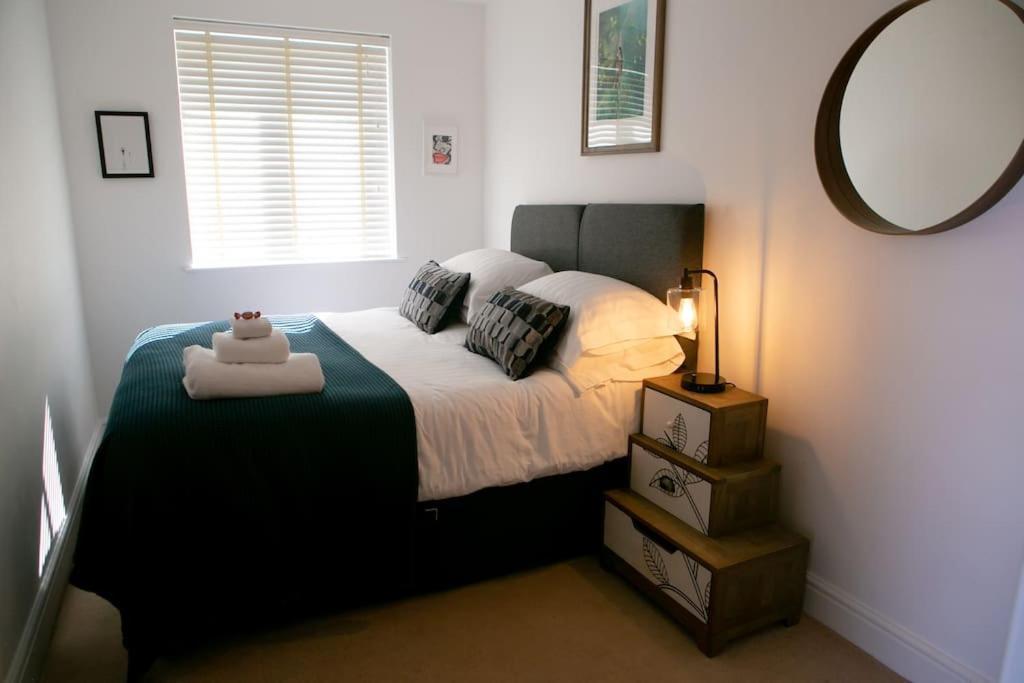 Wow I'M Living On The Beach. Luxury 4 Bed Sleeps 8 Pagham Exterior photo